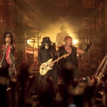 Mötley Crüe - Stuttgart Schleyerhalle 08.11.2015