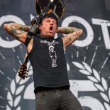 Donots - Rocco del Schlacko 09.08.2019