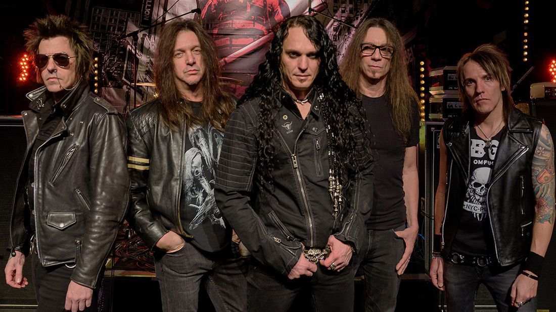 Skid Row mit Double Crush Syndrome auf Tour 2018