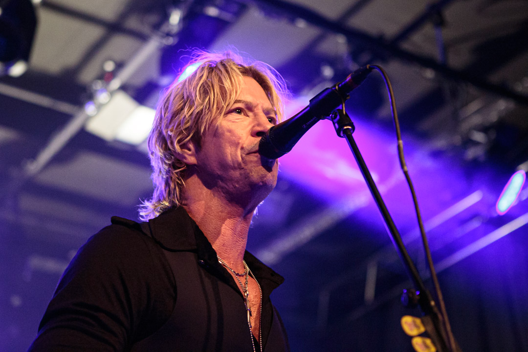 Duff McKagan zeigt sich in Mannheim von seiner „zärtlichen“ Seite