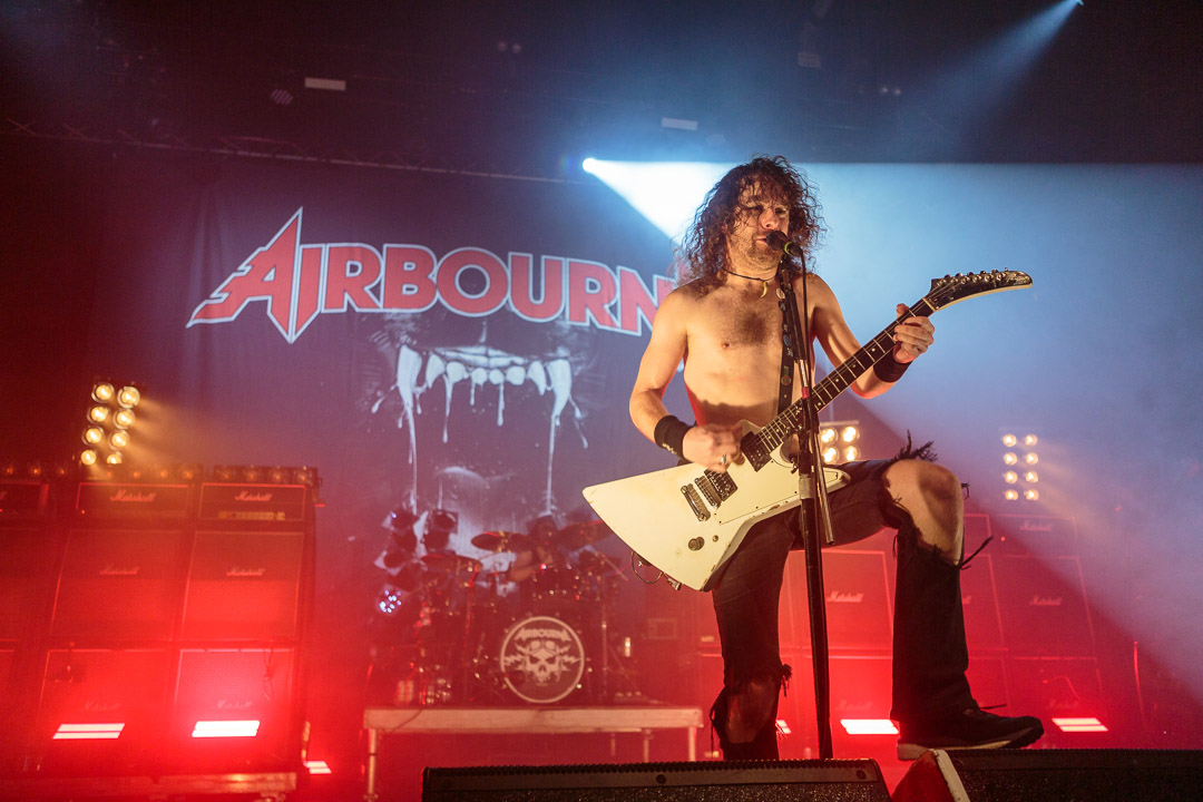 Airbourne bringen Wiesbaden zum Abheben