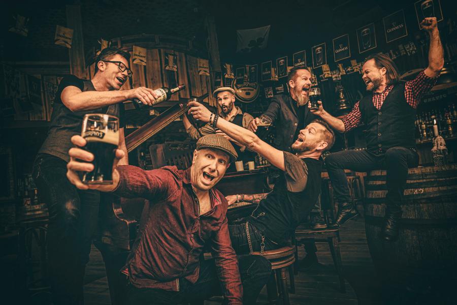 Fiddler’s Green: Acoustic Pub Crawl 2020 – 3 CHEERS FOR 30 YEARS!